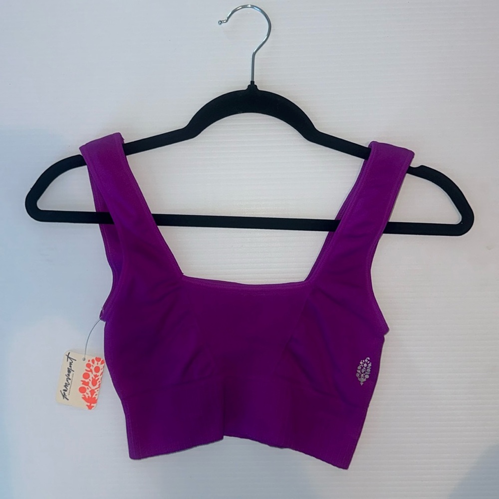 Purple sports bra in size XS/S
